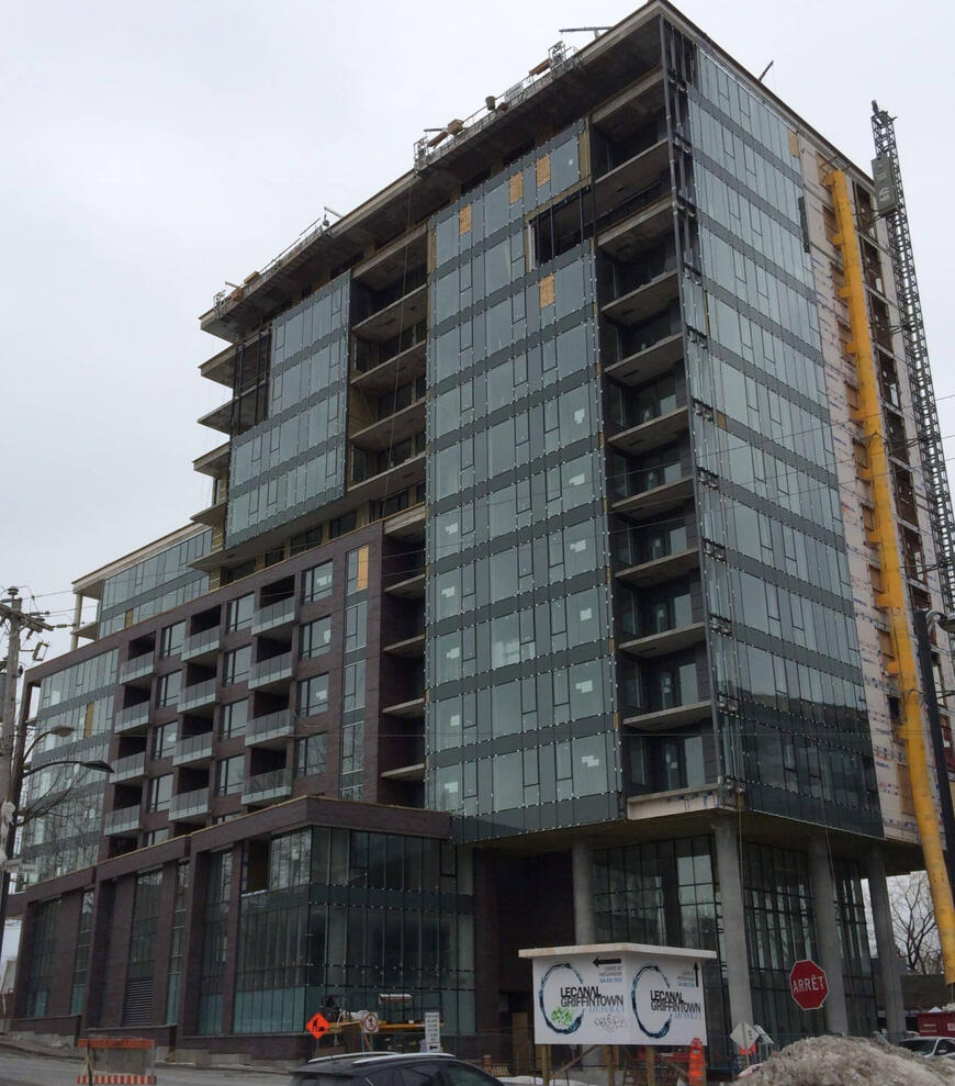 Complexe Canal Griffintown Bâtiment 3-E 15 étages - pi²